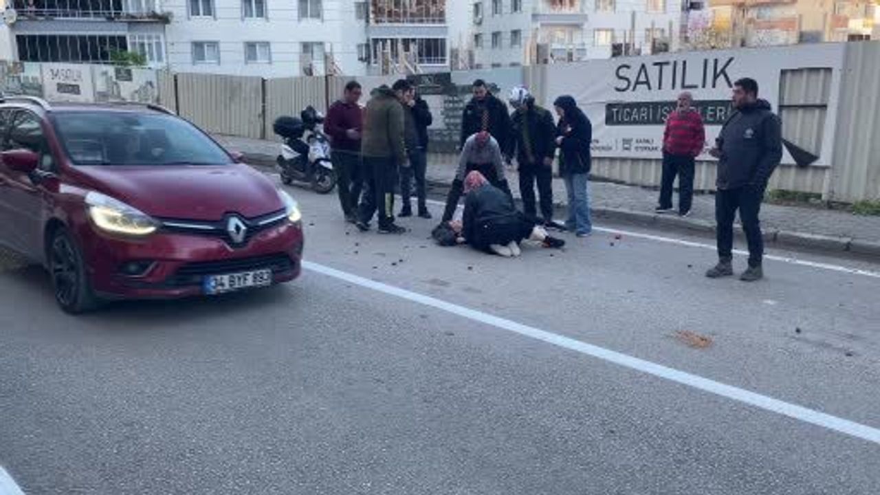 Mudanya'da motosikletin çarptığı kadın yaralandı