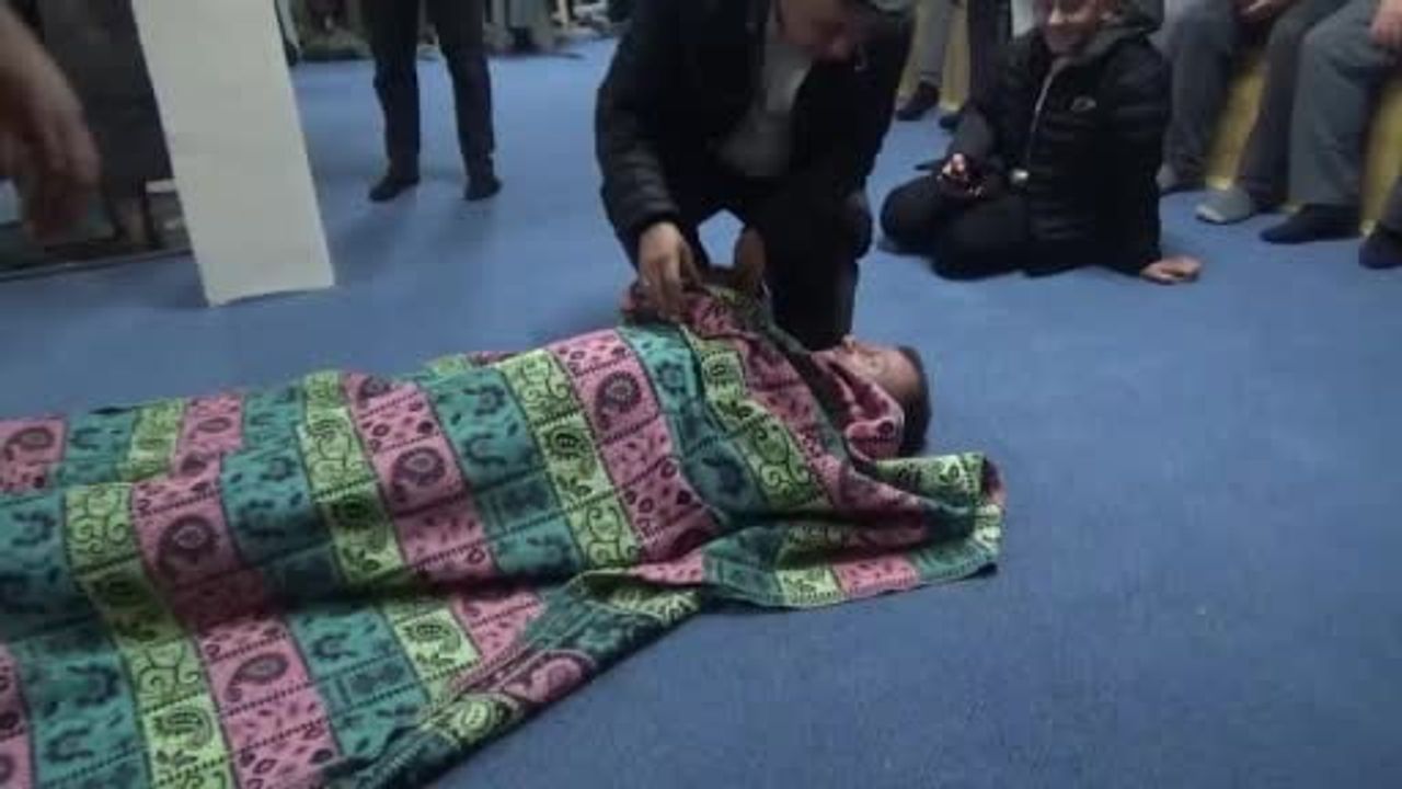 Mudurnu'da 'Birikme Geceleri' yeniden: Dedelerden kalan 20 geleneksel oyun sahnelendi