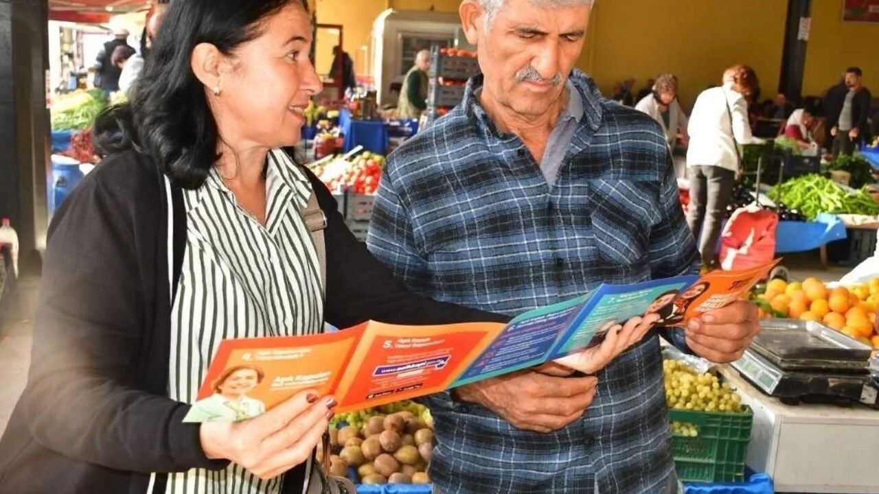 Muğla'da Açık Kapı, Kadına Yönelik Şiddetle Mücadele İçin Bilgilendirme Stantları Kurdu
