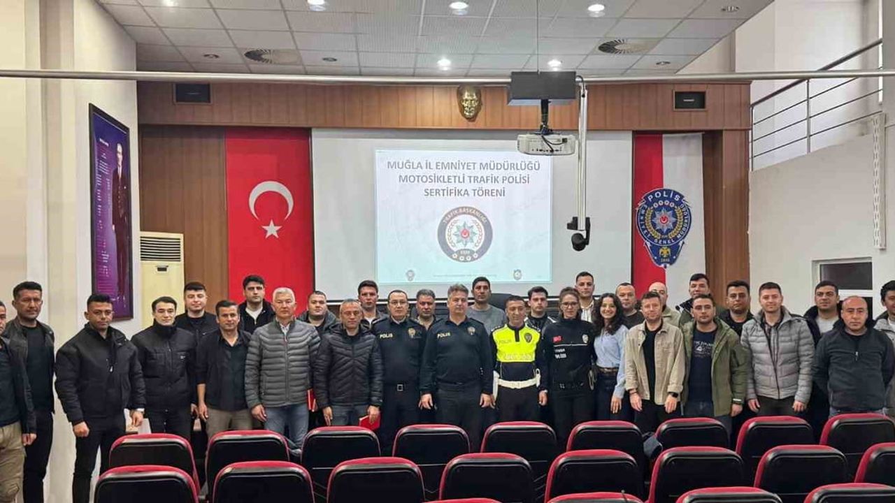 Muğla İl Emniyet Müdürlüğü 25 yeni "Şahin" personelini sertifikalandırdı
