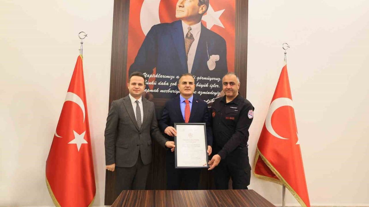 Muğla MEB AKUB, Hafif Seviye Kentsel Arama Kurtarma Akreditasyonu ile Valilikte Sunum Yaptı