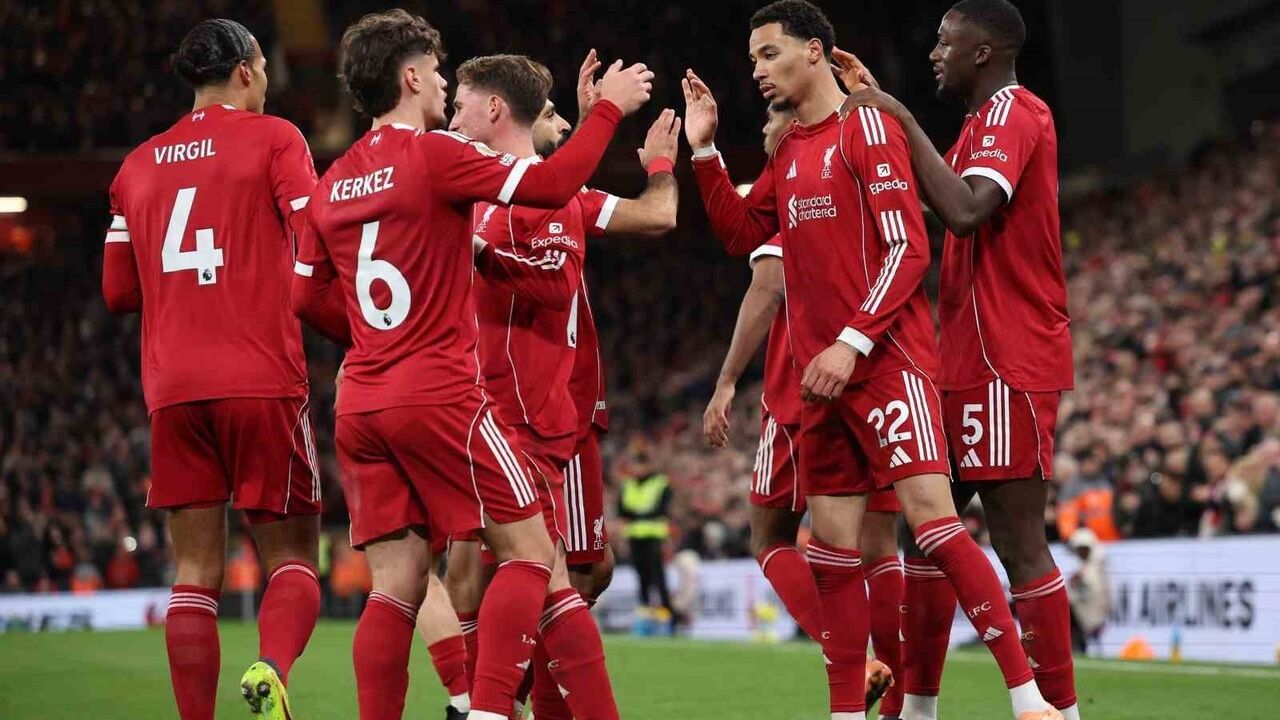 Muhammed Salah, Liverpool formasıyla Premier Lig'de tek kulüpte 277 gol katkısına ulaştı