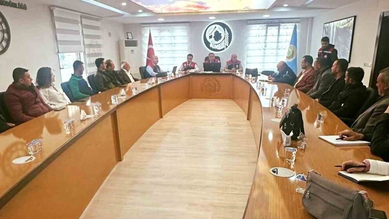 Mut’te Zeytinyağı ve Sofralık Zeytin Üreticilerine Etiketleme Eğitimi