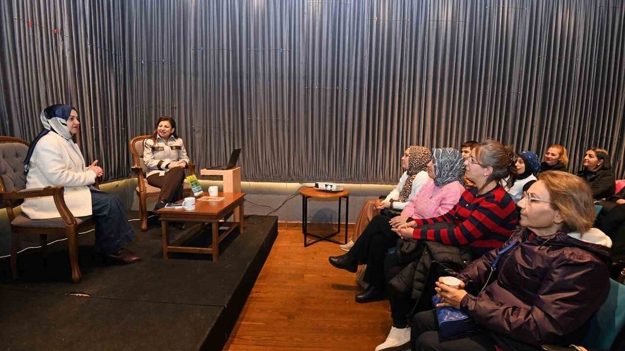 Nazan Akıncı 'Girişimci Kafası' söyleşisinde yerli üretim ve kadın girişimciliğini anlattı