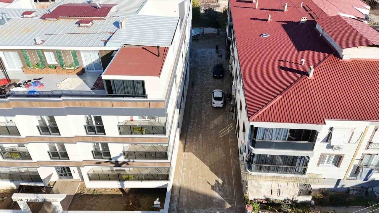 Nazilli Belediyesi, Yeni Mahalle 171/2 Sokak'ta taş döşeme çalışmasını tamamladı