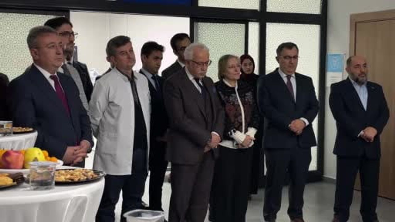 NEÜ Diş Hekimliği’ne Dijital Simülasyon Merkezi, Mikroskop Destekli Eğitim Salonu ve Genel Anestezi Ünitesi Açıldı