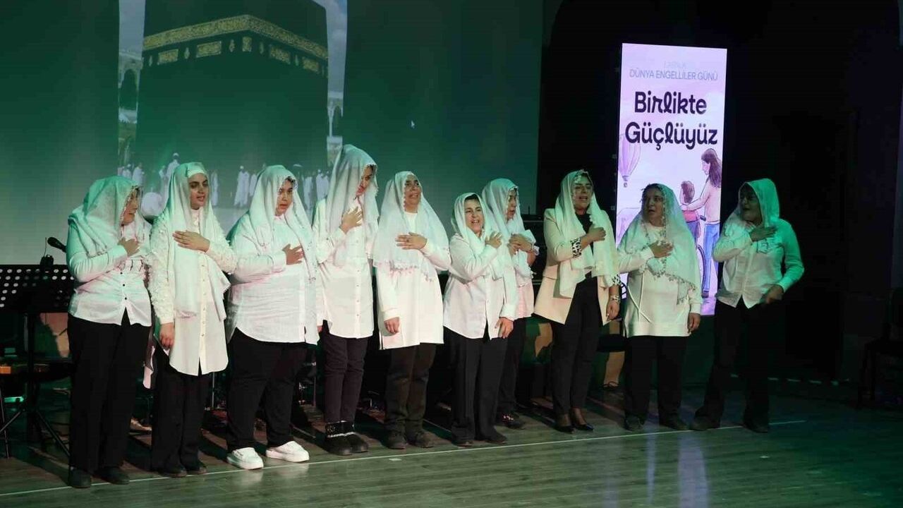 Nevşehir'de 3 Aralık Dünya Engelliler Günü programı yoğun ilgi gördü