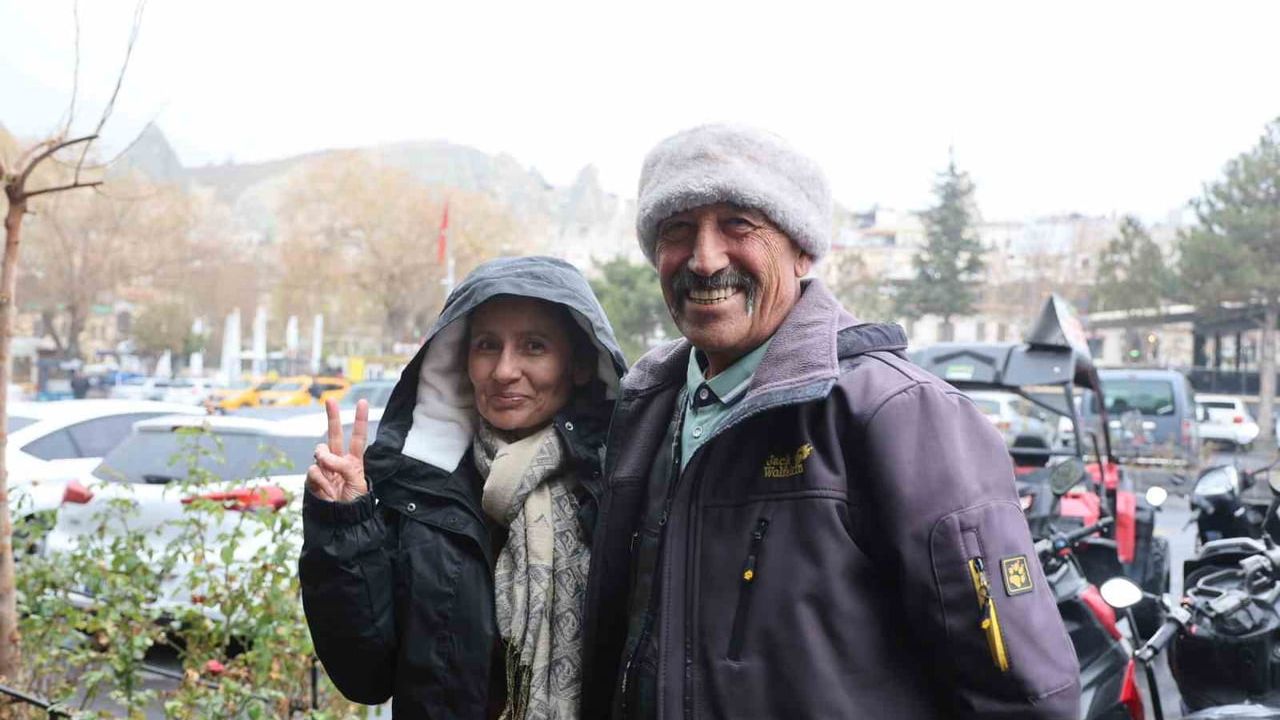 Nevşehirli Cemalettin Yavuz, Göreme'de turistlere 9 dilde rehberlik ediyor