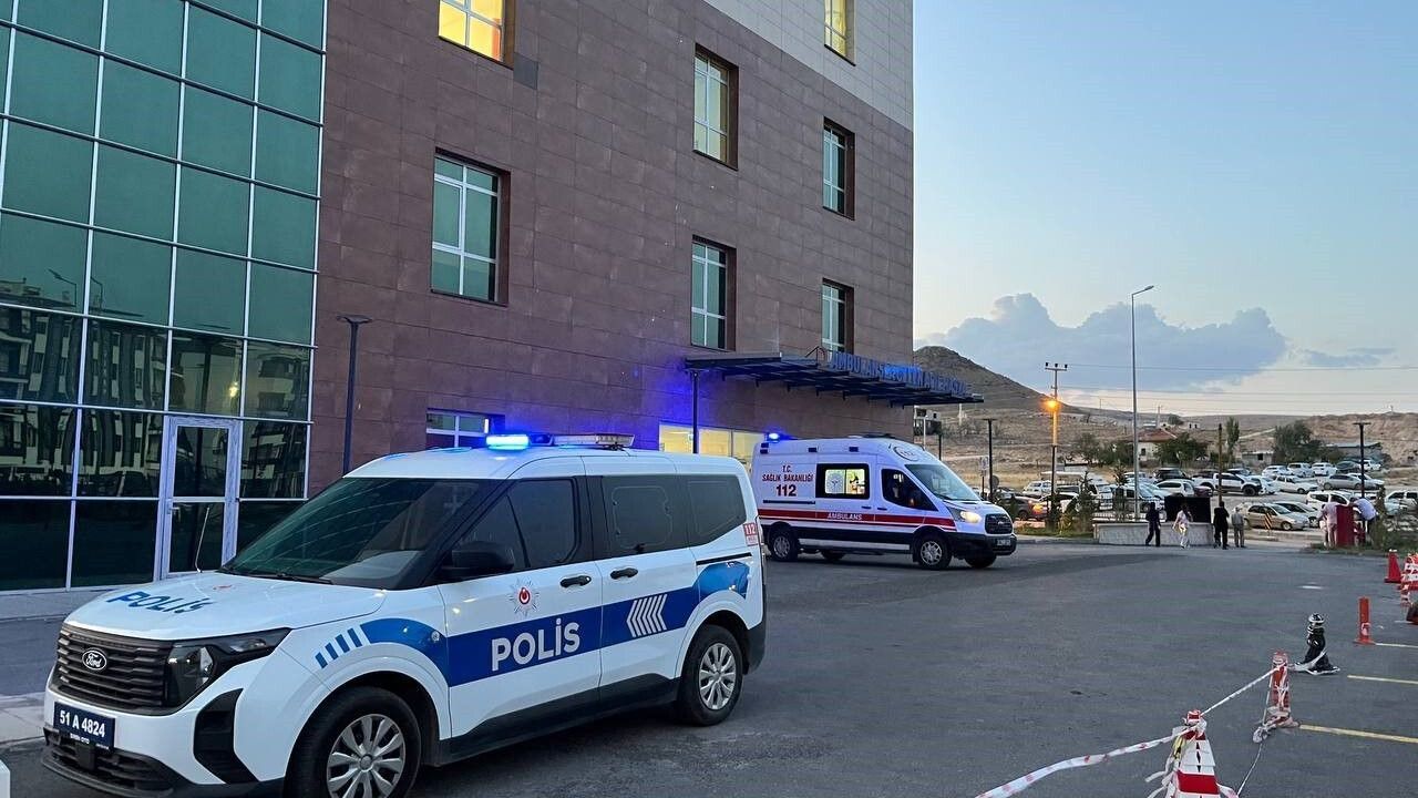 Niğde'de 3'üncü katından düşen kadın hayatını kaybetti