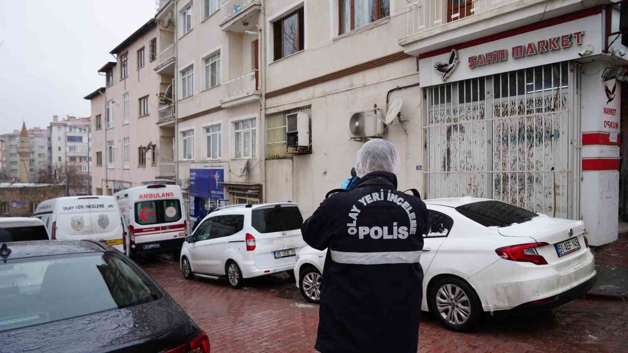 Niğde'de Kale Mahallesi'ndeki evde çift ölü bulundu; ilk değerlendirme doğal gaz zehirlenmesi
