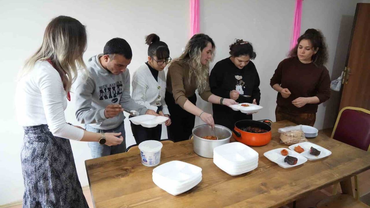 Niğde'de 'Özel Çocuklar Güzel Kutular' projesi: Yöresel ürünlerle uygulamalı eğitim