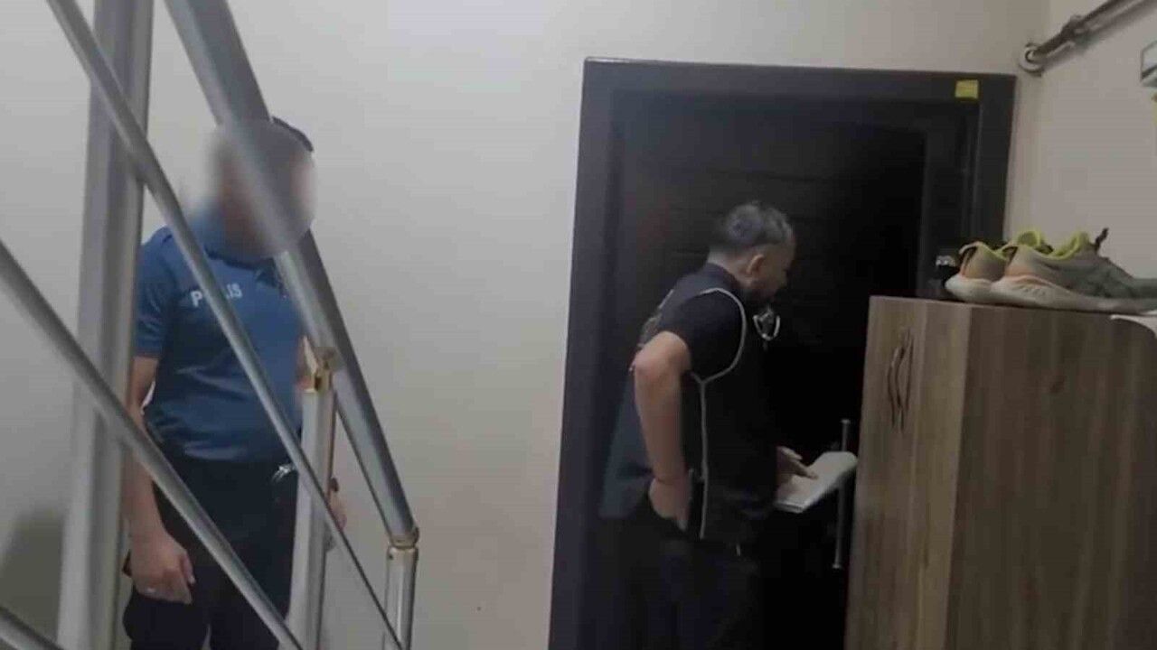 Niğde Merkezli Nitelikli Dolandırıcılık Operasyonu: 9 Tutuklama