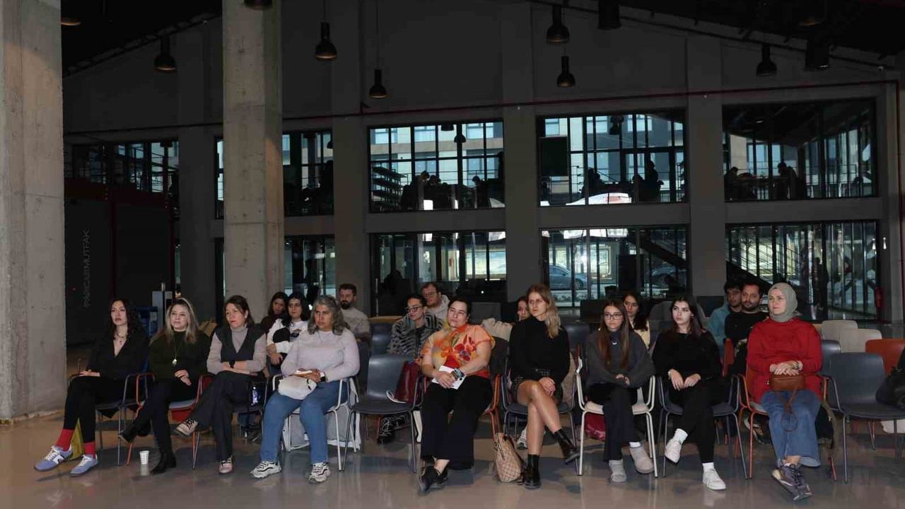 Nilüfer Belediyesi Pancar Deposu'nda Biyoplastik Atölyesi: Nergiz Yeşil ile çevre dostu üretim