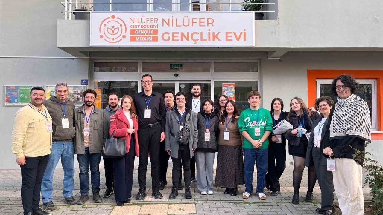 Nilüfer Kent Konseyi Gençlik Meclisi’nde Ömer Faruk Söker ve Elif Varol eş başkan seçildi