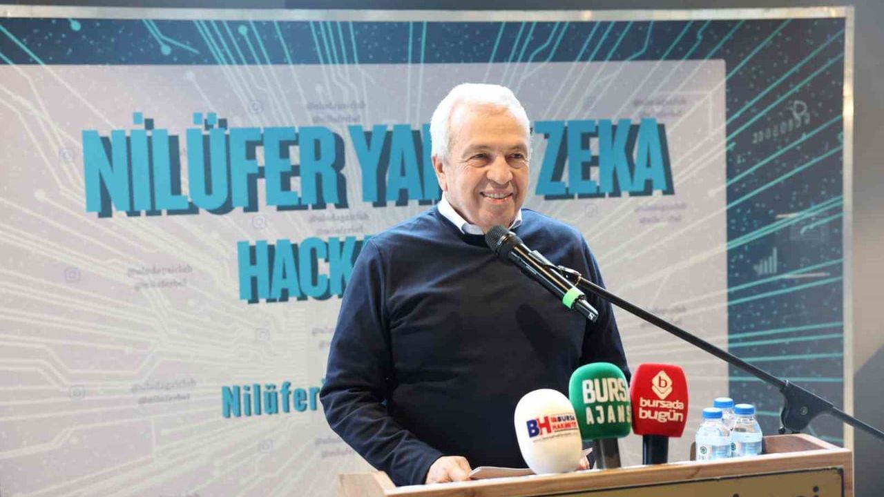 Nilüfer Yapay Zeka Hackathonu başladı: Gençler 24 saatte belediyecilik sorunlarına akıllı çözümler geliştiriyor