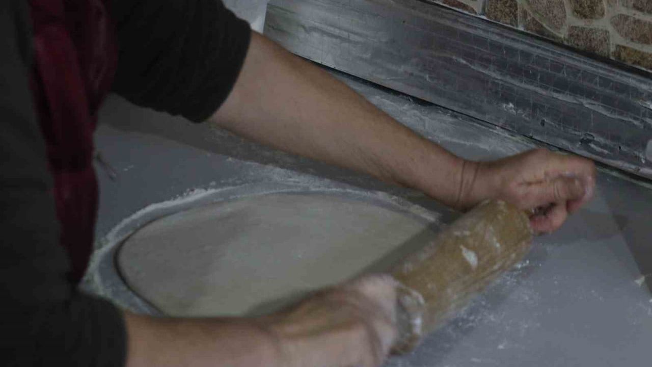 Nurten Güven, 45 Yıl Sonra Memleketine Döndü: Elmadağ'da Pizzacı Açtı