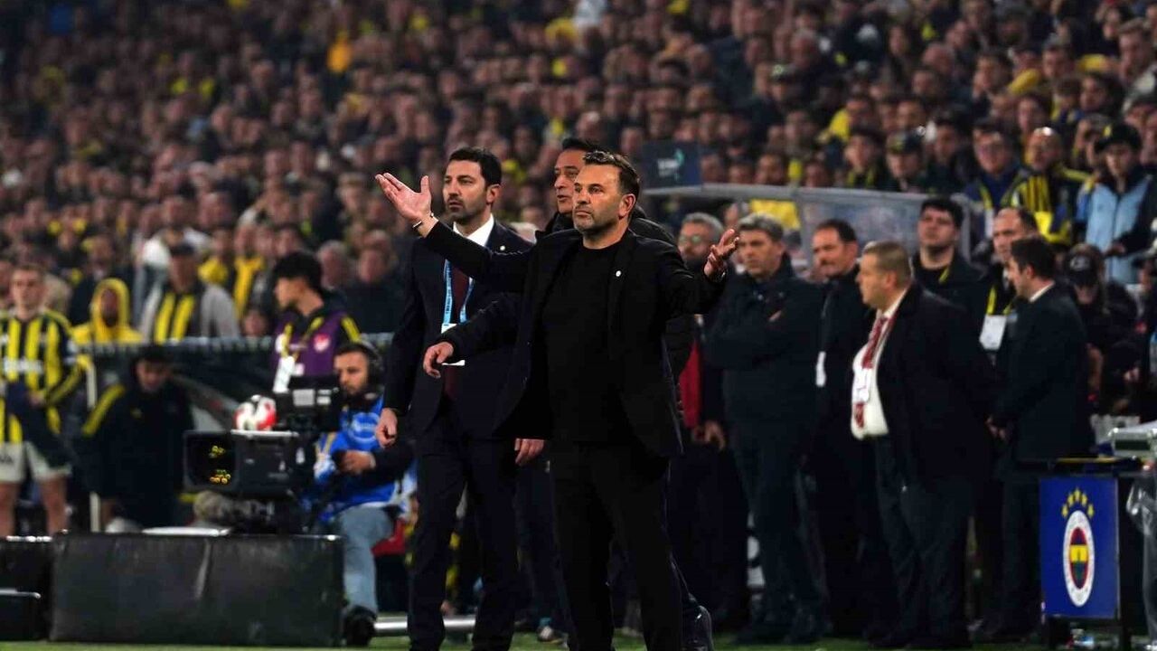 Okan Buruk Kadıköy'de Fenerbahçe'ye karşı yenilmezliğini sürdürüyor