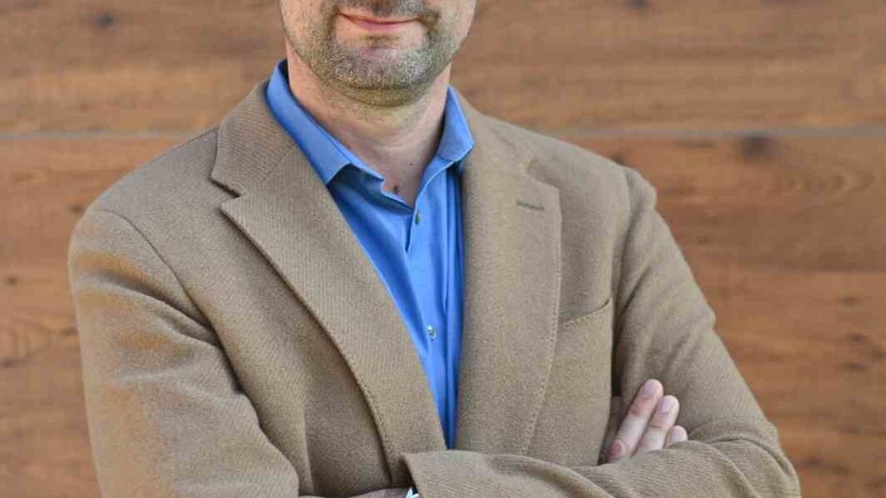 Okul Destek Derneği, ortaokul öğrencilerine 'Bilgisayar Bilimi ve Yazılım' için ücretsiz uzaktan eğitim başlattı