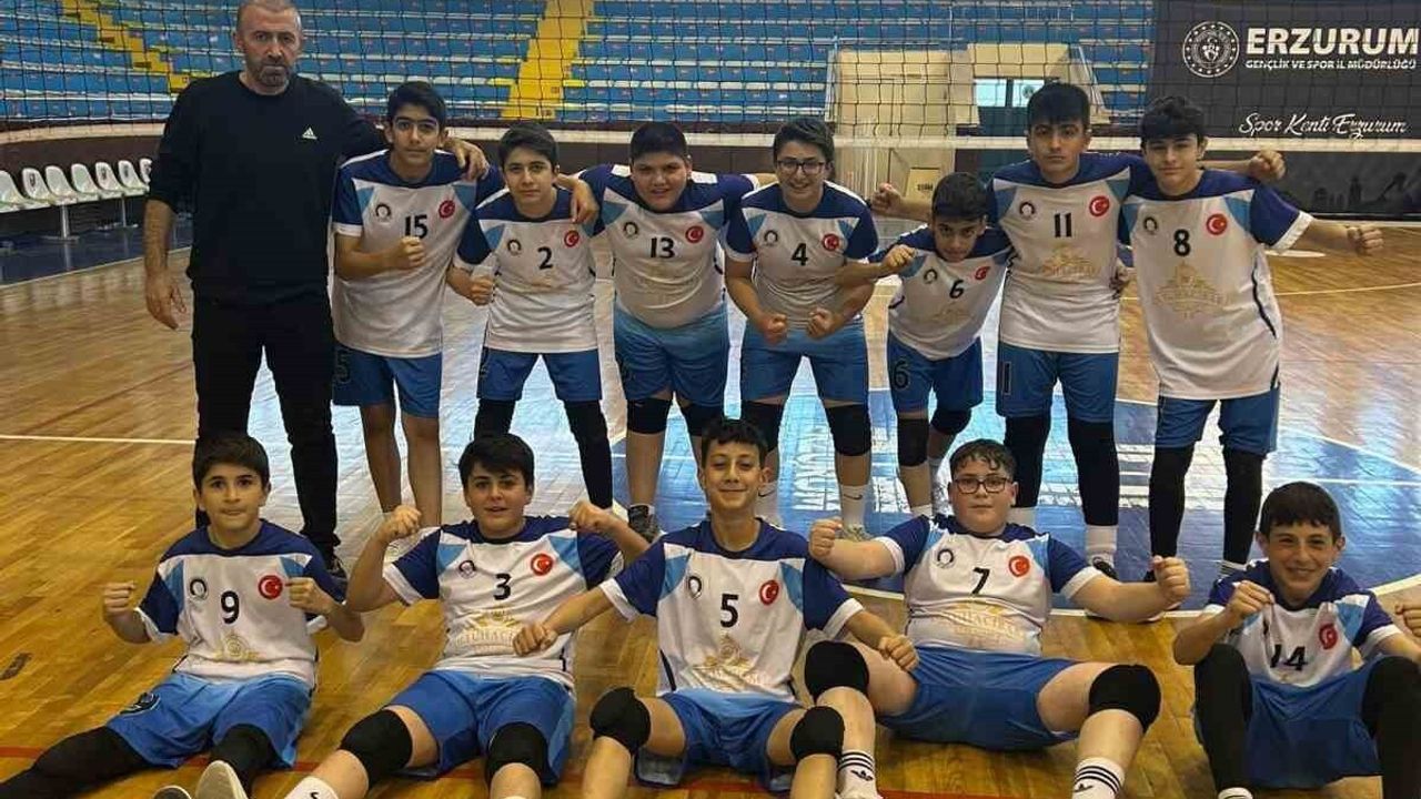 Oltu Cumhuriyet Ortaokulu, Yıldızlar Voleybol İl Şampiyonu Oldu
