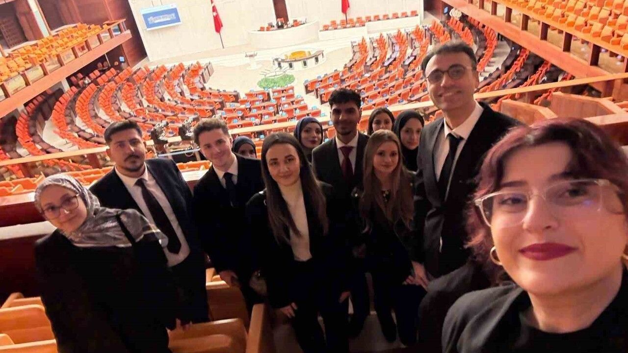 OMÜ Siyaset Bilimi Topluluğu Ankara’da Uygulamalı Kamu Yönetimi Programını Tamamladı