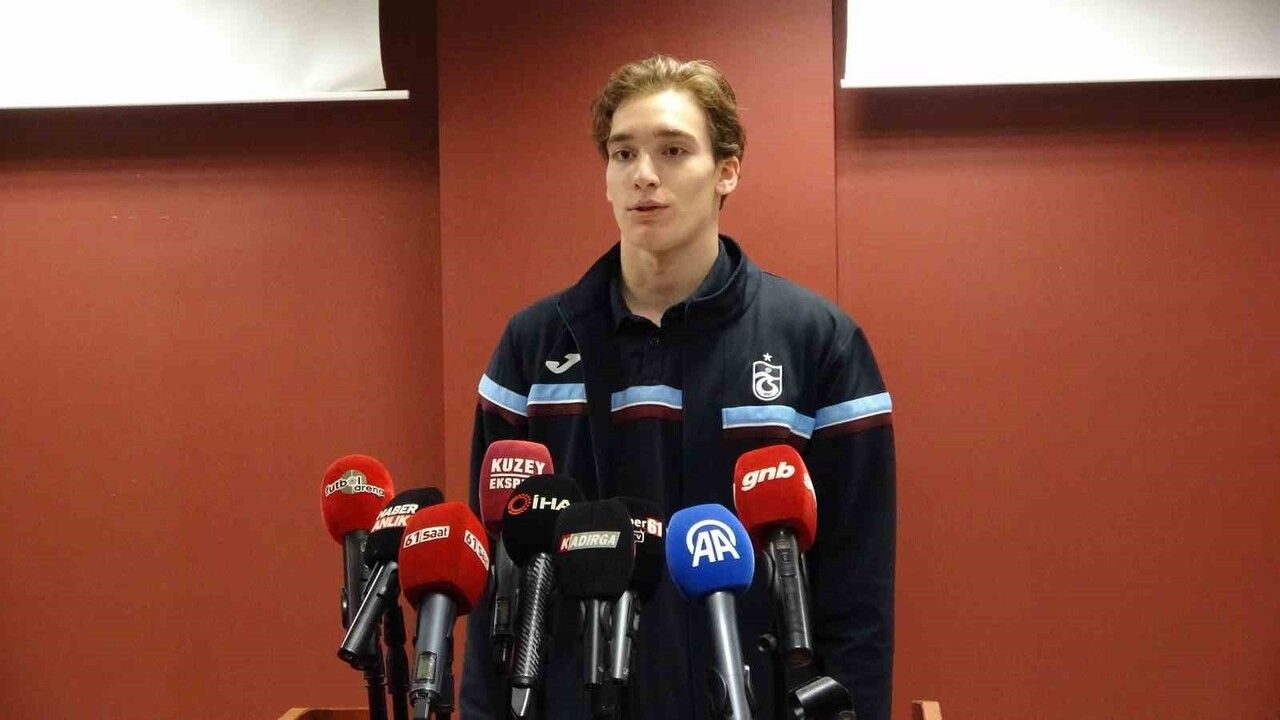 Onuralp Çevikkan: "Kayıpsız atlattığım için mutluyum" — Trabzonspor Vanspor FK'yı 2-0 yenerek tur atladı