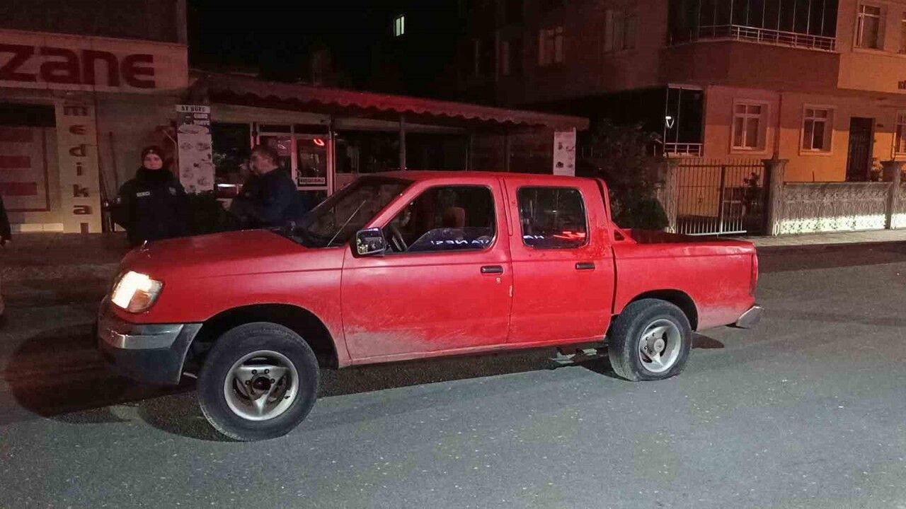 Ordu’da uygulama noktasından kaçan kamyonet kovalamaca sonucu yakalandı