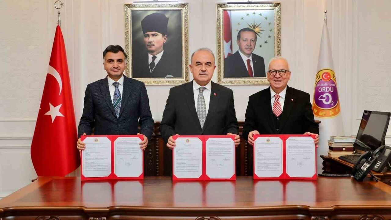 Ordu Gülyalı'da 'Alibey Şanser Şahin Köy Yaşam Merkezi' için protokol imzalandı