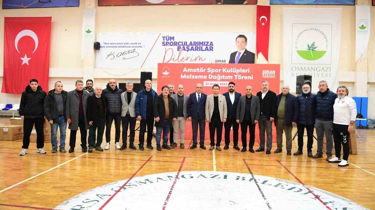 Osmangazi Belediyesi 72 amatör spor kulübüne malzeme desteği verdi