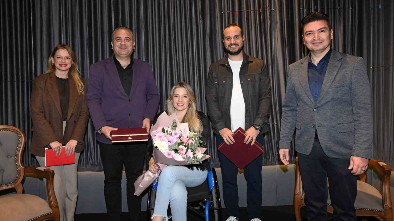 Osmangazi'de 'Asla Pes Etmeyenler' Söyleşisi: Kübra Denizci Keskin'in Azim Hikayesi