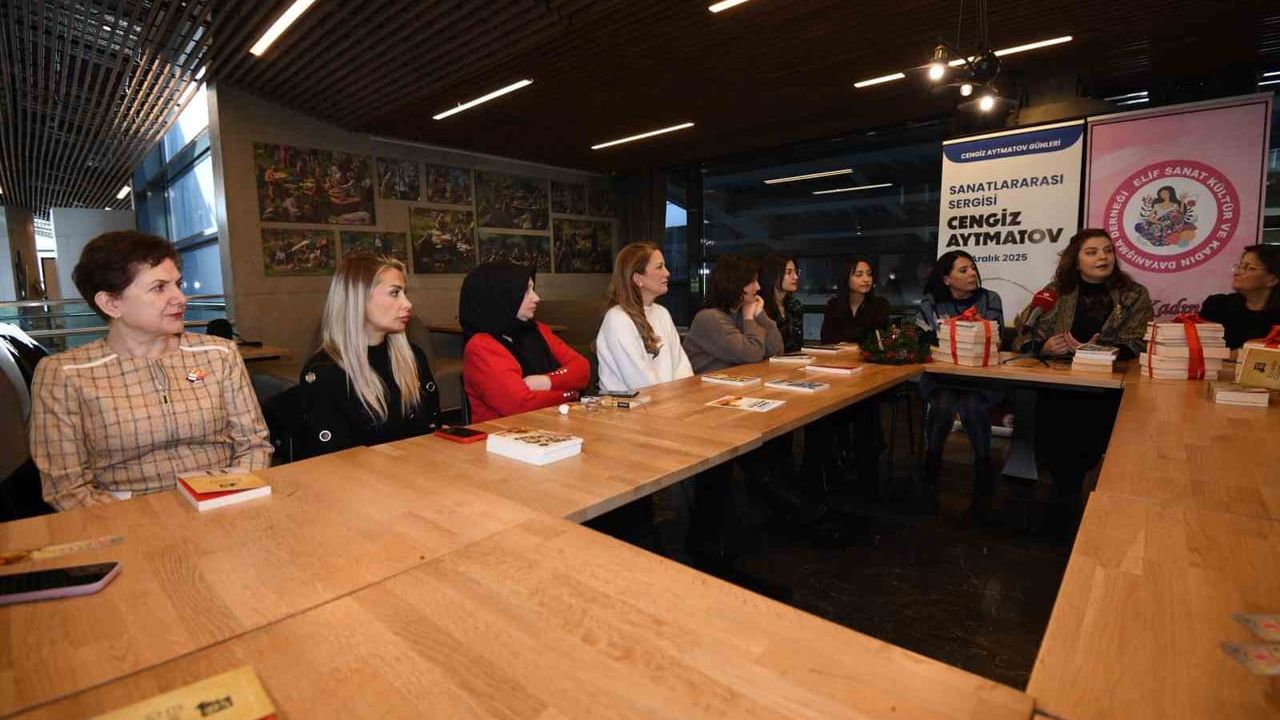 Osmangazi'de Cengiz Aytmatov'un 'Elveda Gülsarı' kolektif okuması gerçekleştirildi