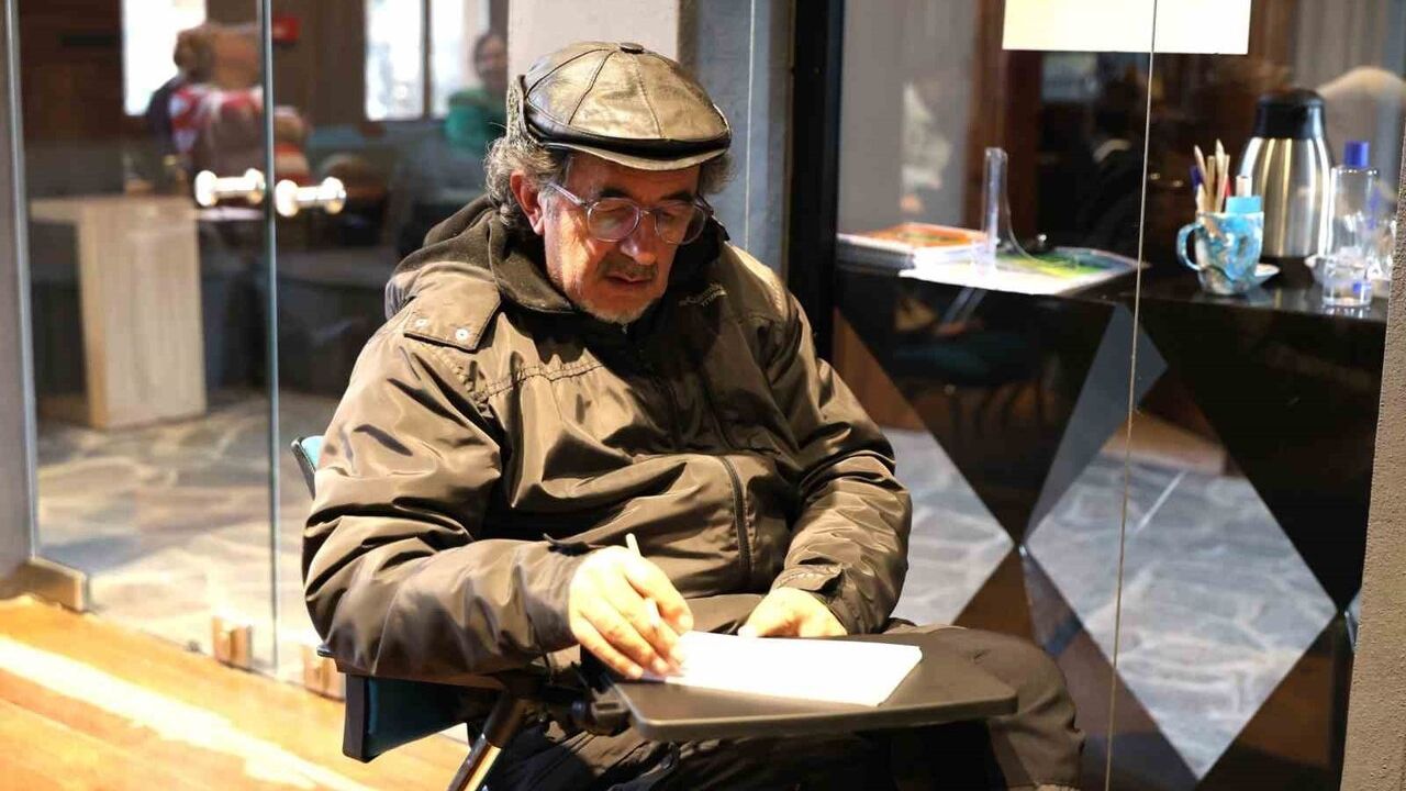 Osmangazi'de 'Şiir Yazma Teknikleri ve Analizi' Atölyesi: Amatörlere Profesyonel Eğitim