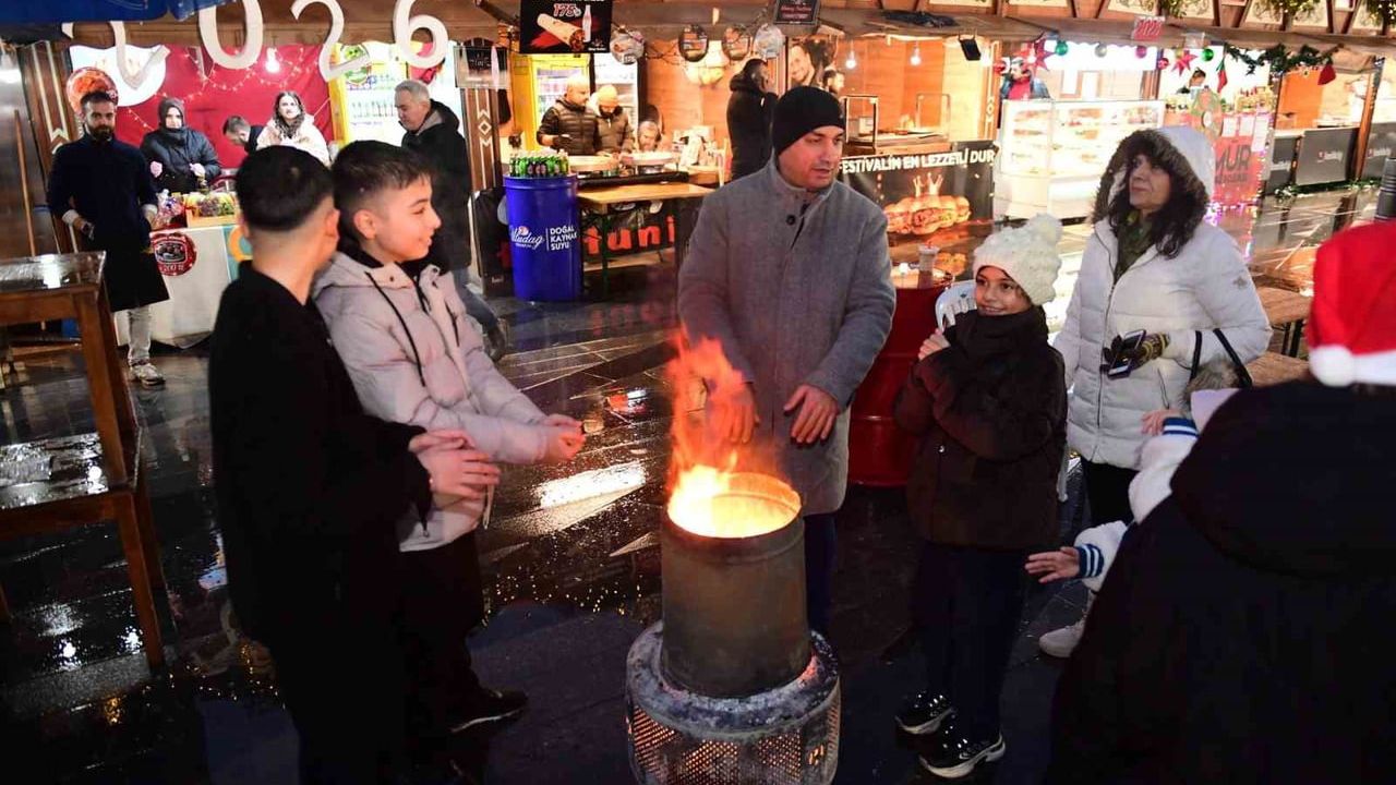 Osmangazi Meydanı'nda Türk Sanat Müziği Konseri