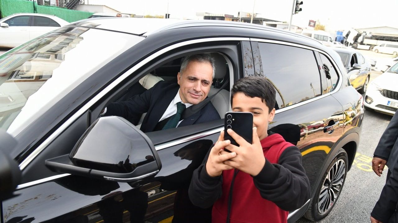 Osmaniye'de Kemal Satır (Salı Yolu) Caddesi'nin İlk Etabı Hizmete Açıldı — Başkan Çenet: 'İhtiyaçlara Daha Fazlasını Söz Veriyoruz'