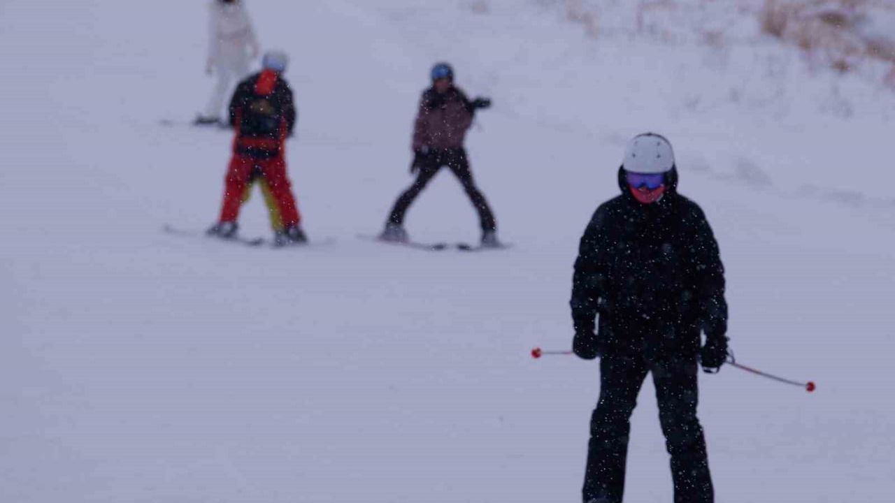 Palandöken’de Karla Canlanan Kayak Sezonu: Pistler, Tesisler ve İmkanlar