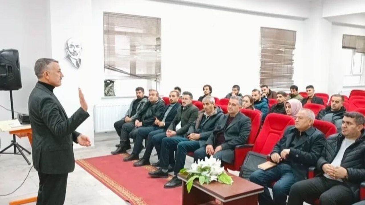 Patnos’ta LGS başarısını yükseltmeye yönelik veri odaklı strateji toplantısı