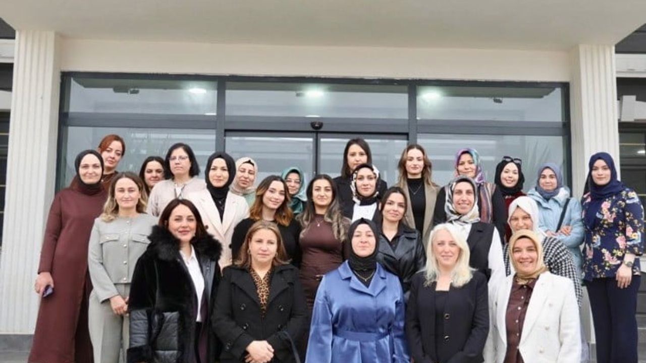 Polis Eşleri Derneği Bilecik Şubesi Söğüt’te Üyelerle Buluştu