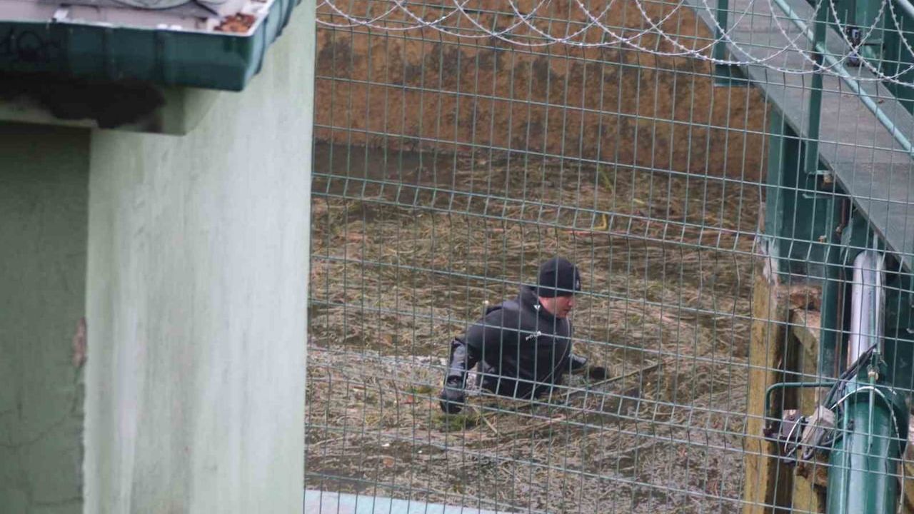 Porsuk Çayı'nda arama: Ankara'nın "Kurbağa Adamları" da kayıp öğretmeni arıyor