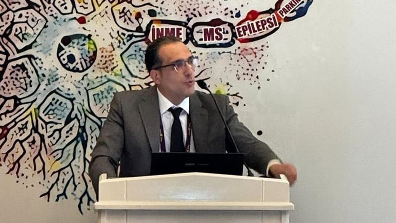 Prof. Dr. Çevik uyarıyor: Sosyal medyadaki rastgele egzersizler yutma bozukluklarında risk taşıyor