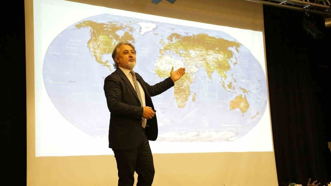 Prof. Dr. Ersan Başar: Antarktika dünyanın kara kutusu