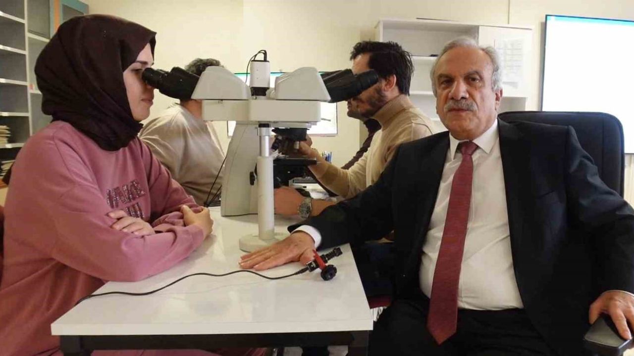 Prof. Dr. İbrahim Hanifi Özercan: "Her doku örneği kanser anlamına gelmiyor"