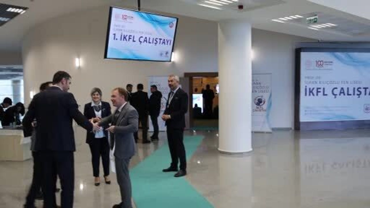 Prof. Dr. İlhan Kılıçözü Fen Lisesi'nin ilk 'Öğrenci Çalıştayı'nda liseliler yapay zeka sunumları yaptı