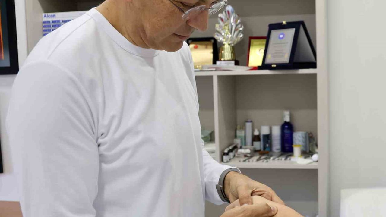 Prof. Dr. Mustafa Nazım Karalezli: Sinir Kesilerinde Erken Tanı ve Doğru Tedavi Hayati Öneme Sahip