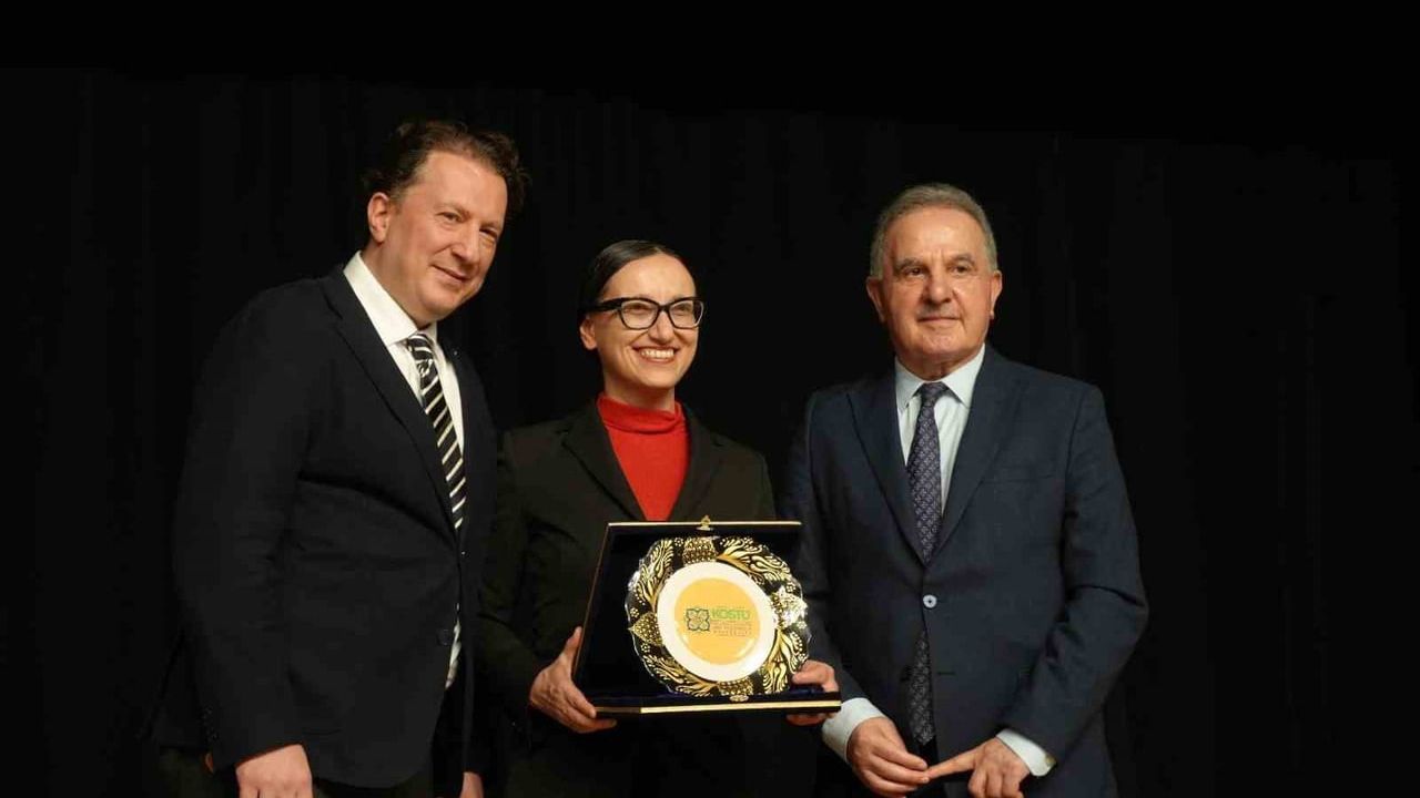 Prof. Dr. Mutlu Özcan’a TÜBA Uluslararası Akademi Ödülü: Külliye’de tören ve Kocaeli’de öğrenci buluşması