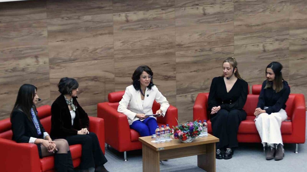 Prof. Dr. Türkan Saylan Menteşe'de konser ve söyleşiyle anıldı