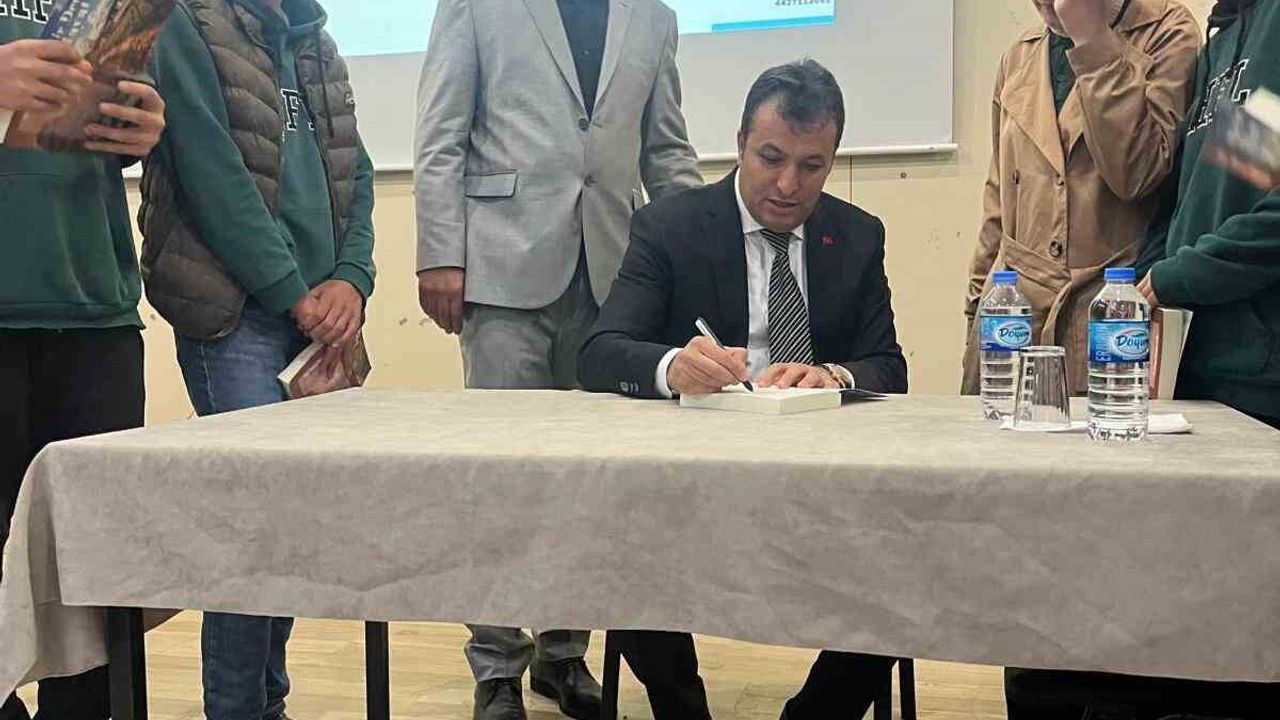 Prof. Dr. Yüksel Özdemir'in "Bir Dem Hayat" kitabı sinemaya uyarlanıyor