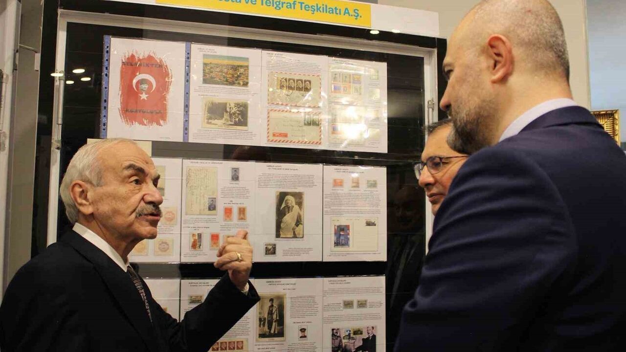 PTT 185 Yaşında Pul Sergisi PTT Pul Müzesi'nde açıldı