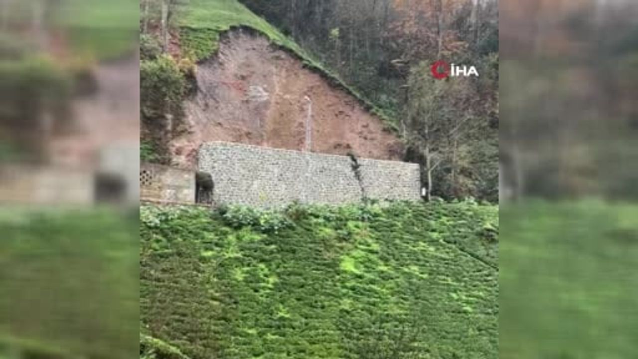 Rize Ardeşen'de şiddetli yağış toprak kaymasına yol açtı; anlar cep telefonuyla kaydedildi