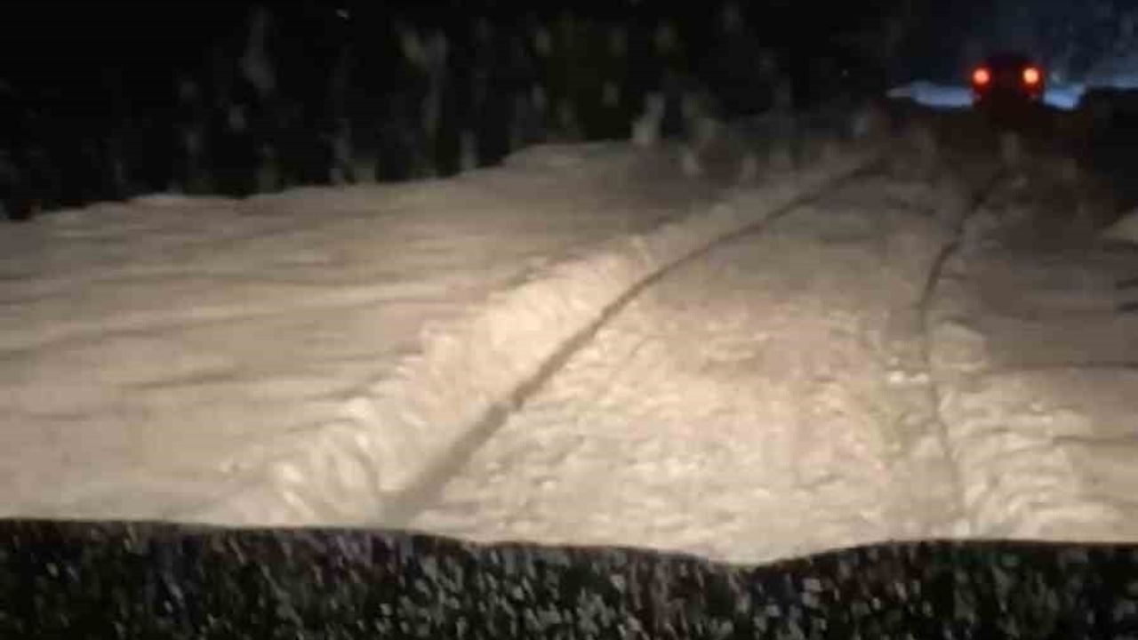 Rize'nin yüksek kesimlerinde geç gelen kar: Avusor ve Huser yaylaları etkili oldu