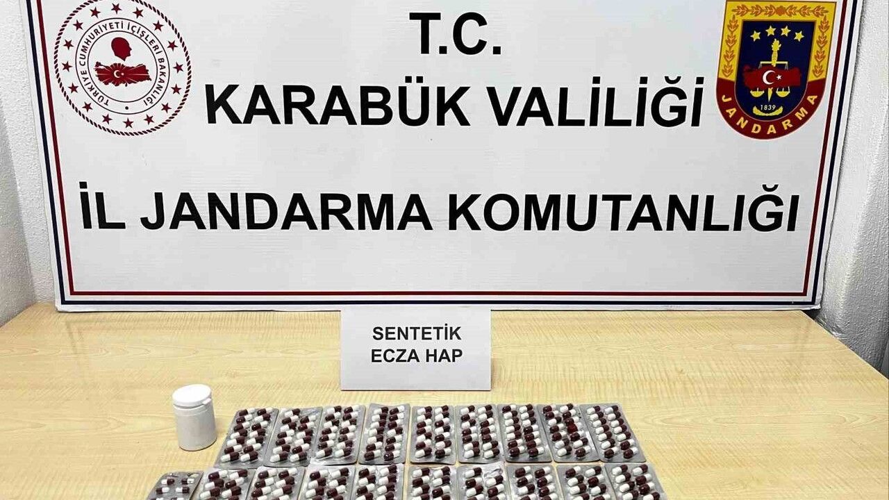 Safranbolu'da jandarma 265 sentetik ecza ele geçirdi