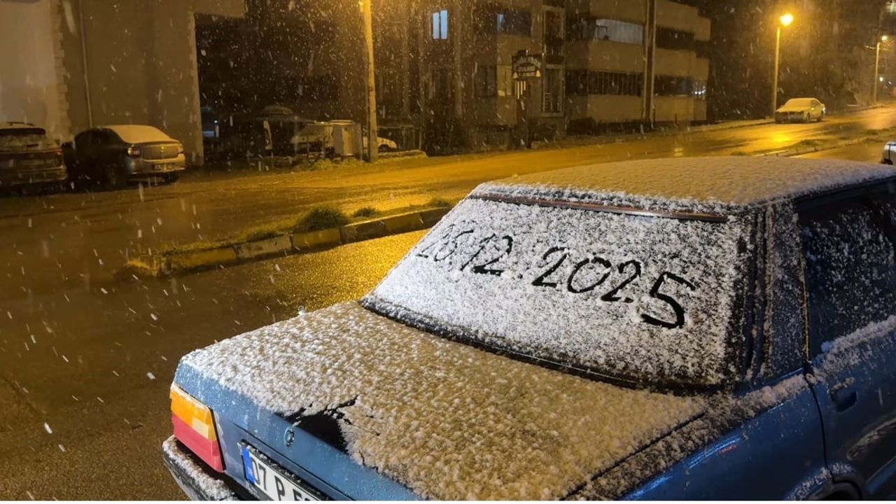Safranbolu'nun yüksek kesimlerinde kar yağışı etkili oldu